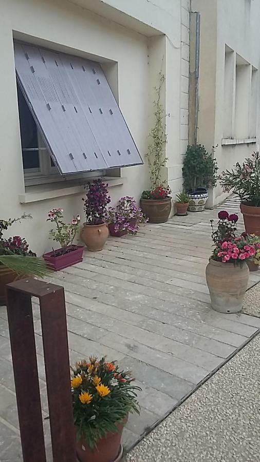 Le Dormeur Du Val Bed and Breakfast Le Mas-dʼAgenais Zewnętrze zdjęcie